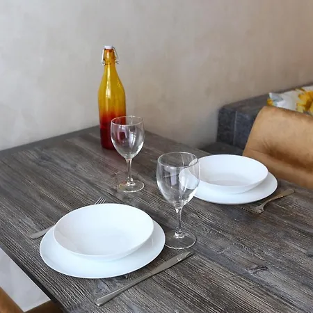 Apartment Апартаменты Мстиславца 18